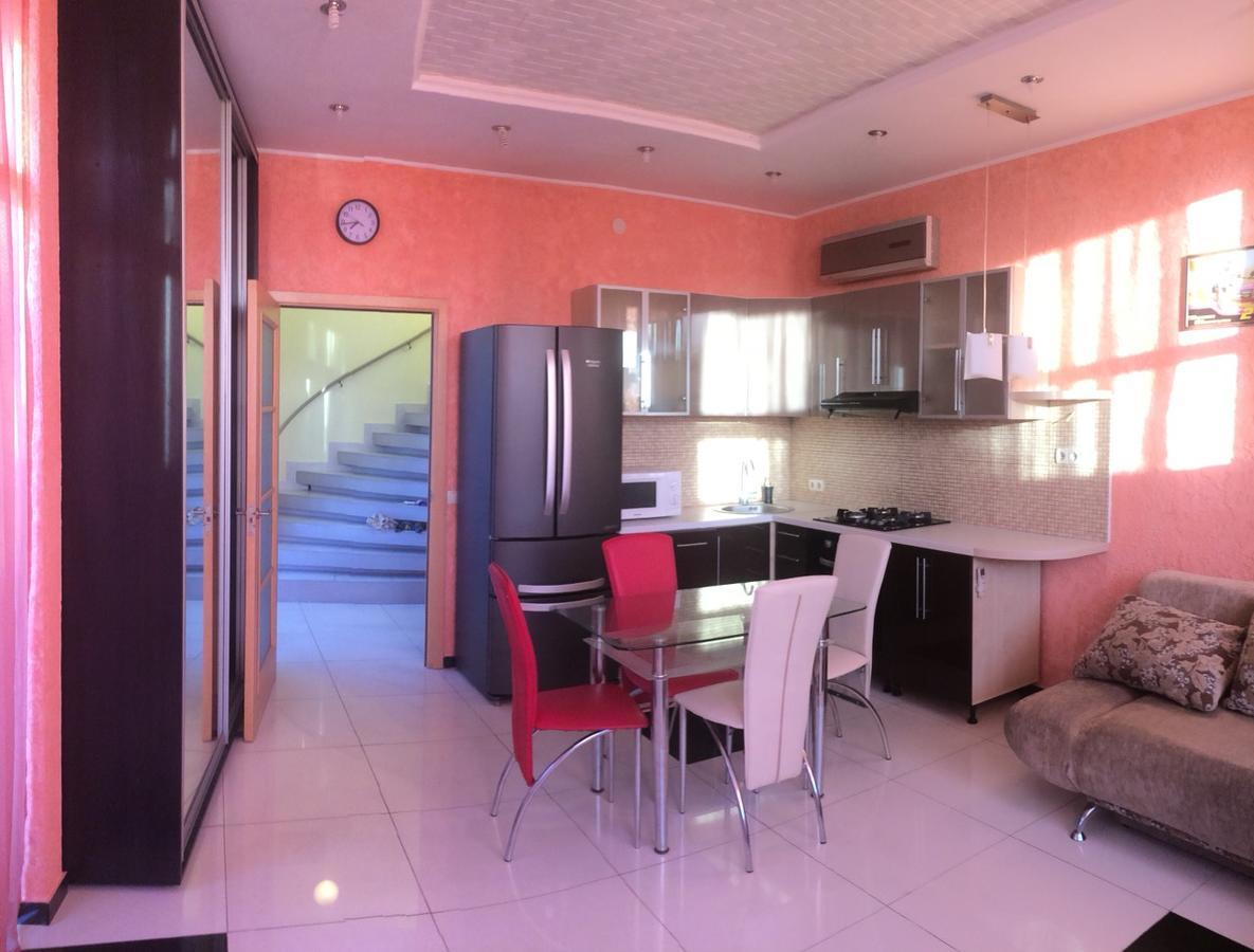 Тownhouse 84 Villa Petropavlovskaya Borshchagovka Екстериор снимка