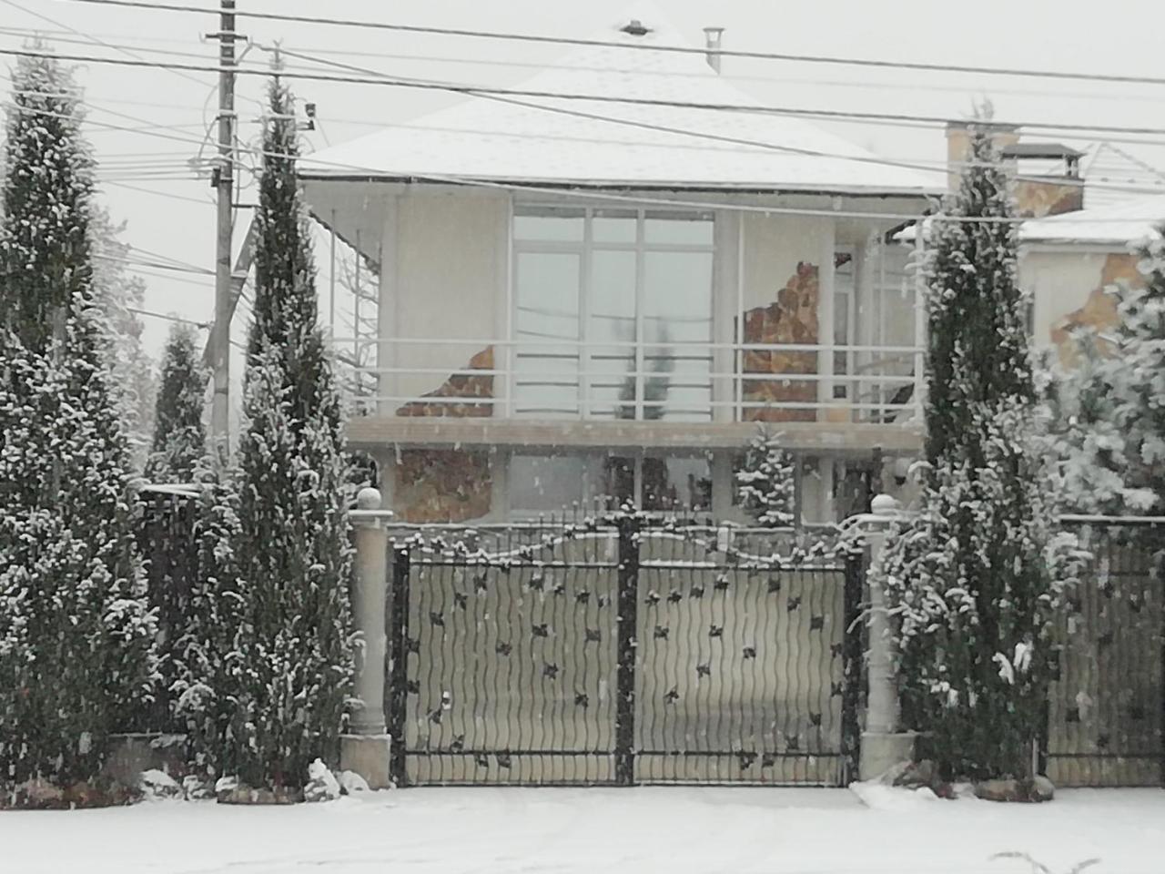 Тownhouse 84 Villa Petropavlovskaya Borshchagovka Екстериор снимка
